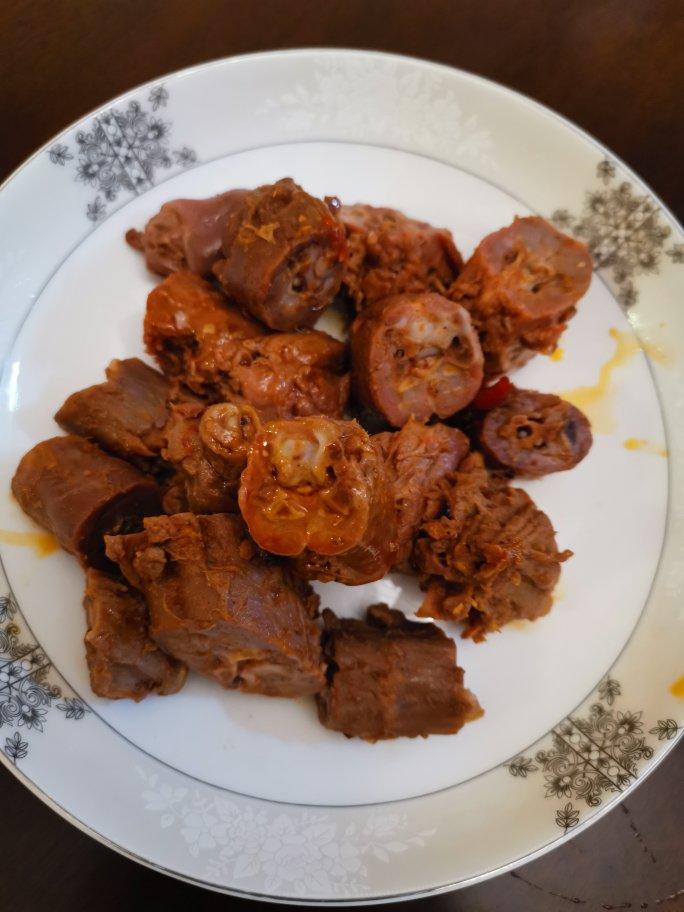 自制周黑鸭～完爆连锁店的麻辣鸭货和素菜～鸭肠鸭脖鸭锁骨藕片海带～