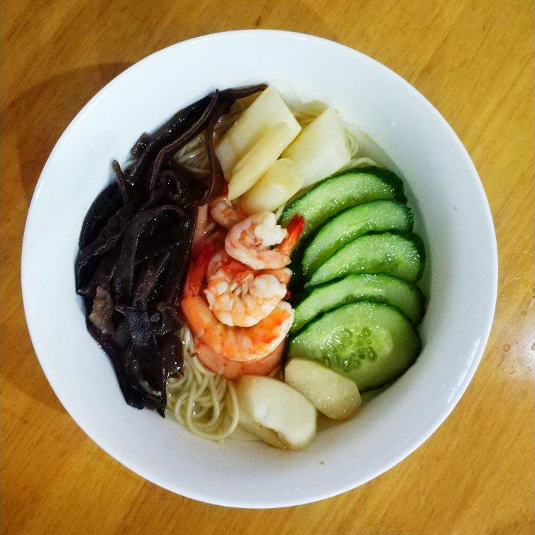 夏天的凉面（冷面）