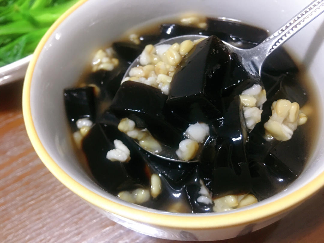 燕麦薏米烧仙草