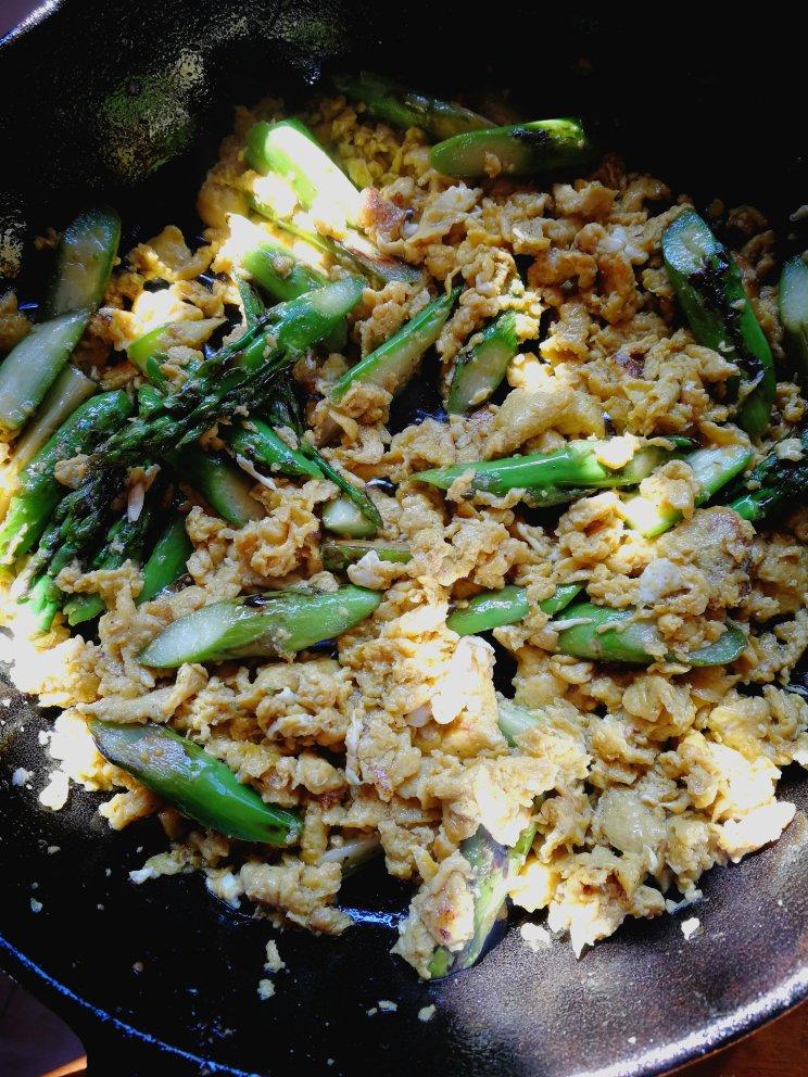 芦笋炒鸡蛋