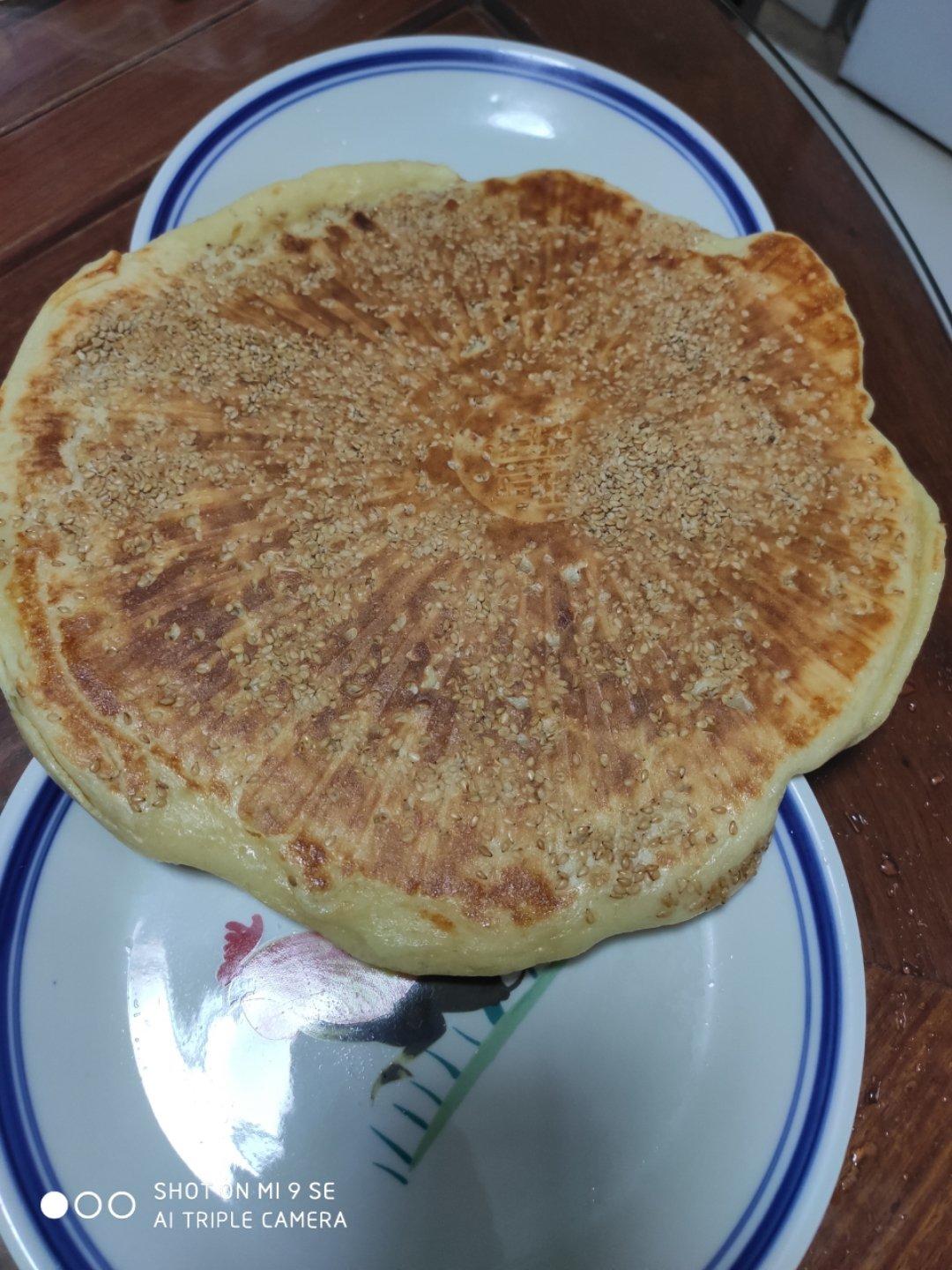 不用揉面的本味发面饼（不用油外酥脆内喧软面包口感）