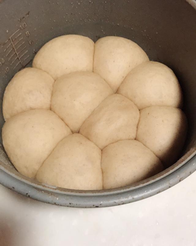 用电饭锅一次发酵做出好吃的面包（无需揉出膜）