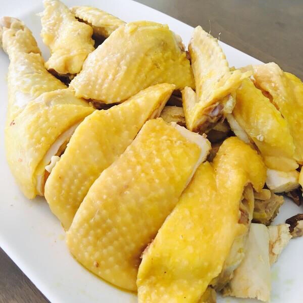 南姜味十足又鲜嫩的白切鸡的做法