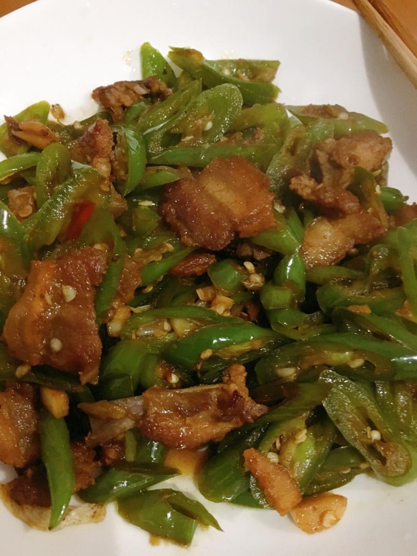 农家小炒肉【记忆中勾魂的油汤】