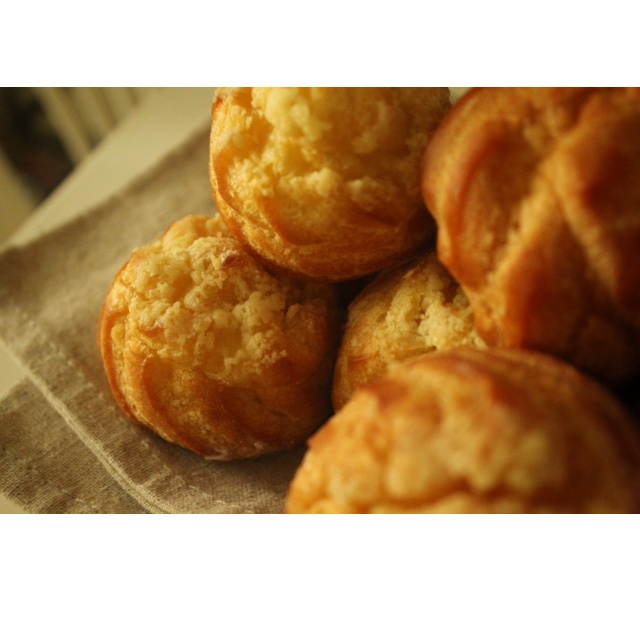 小山进——调皮的摇滚泡芙