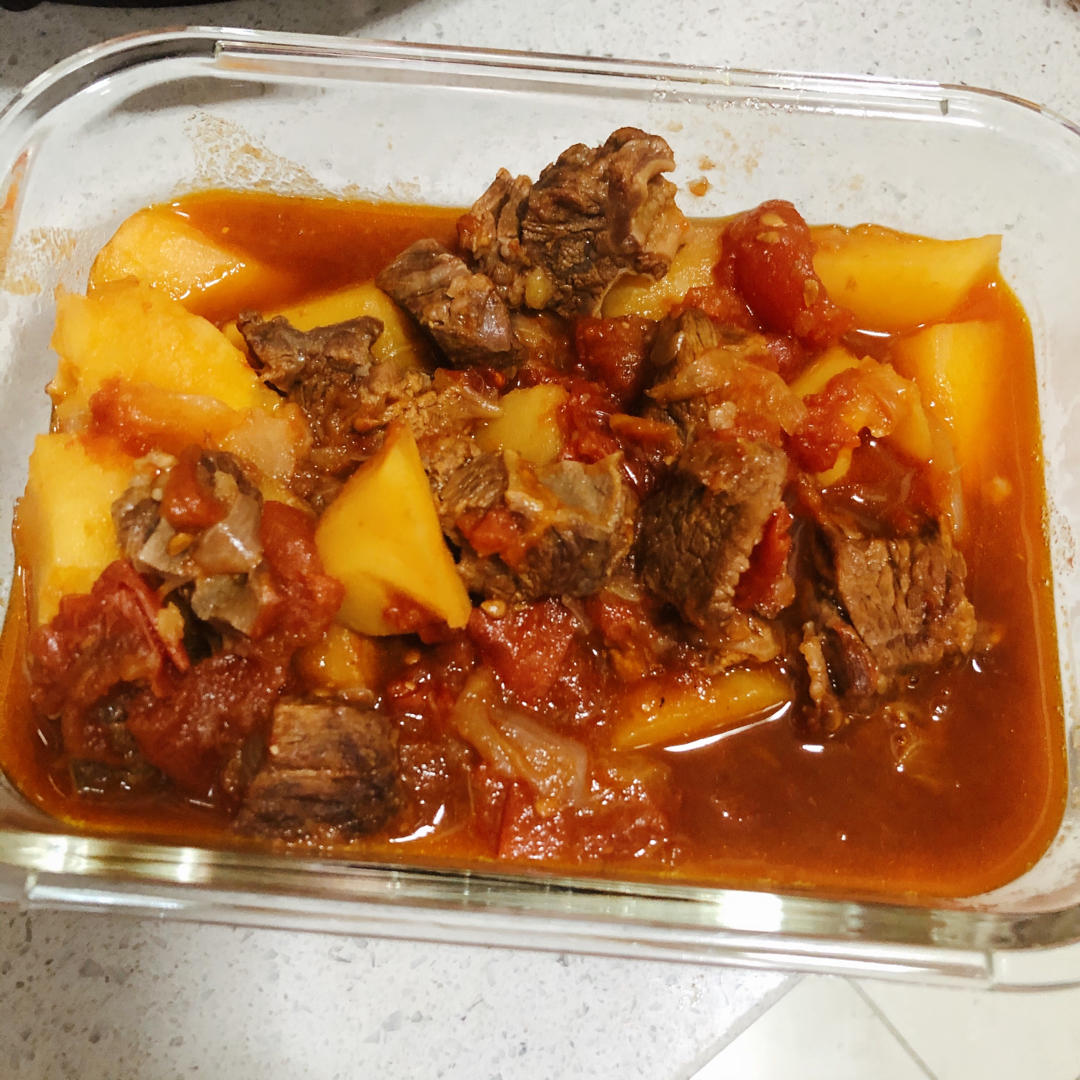 快手西红柿土豆炖牛肉