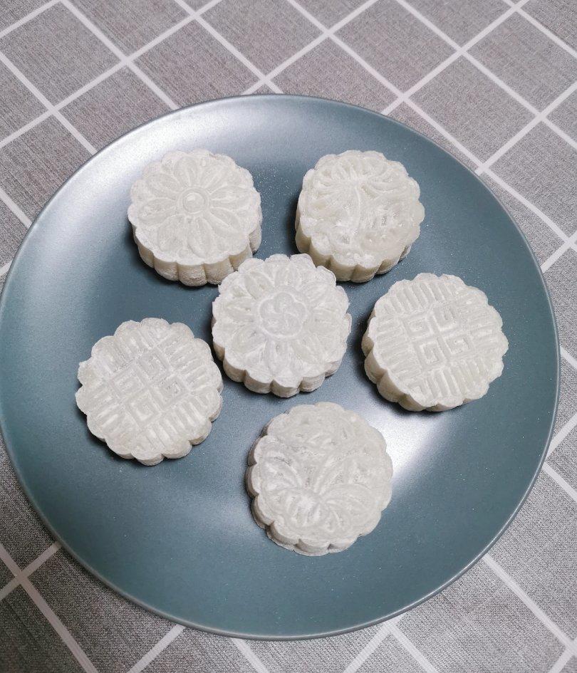 冰皮豆沙月饼