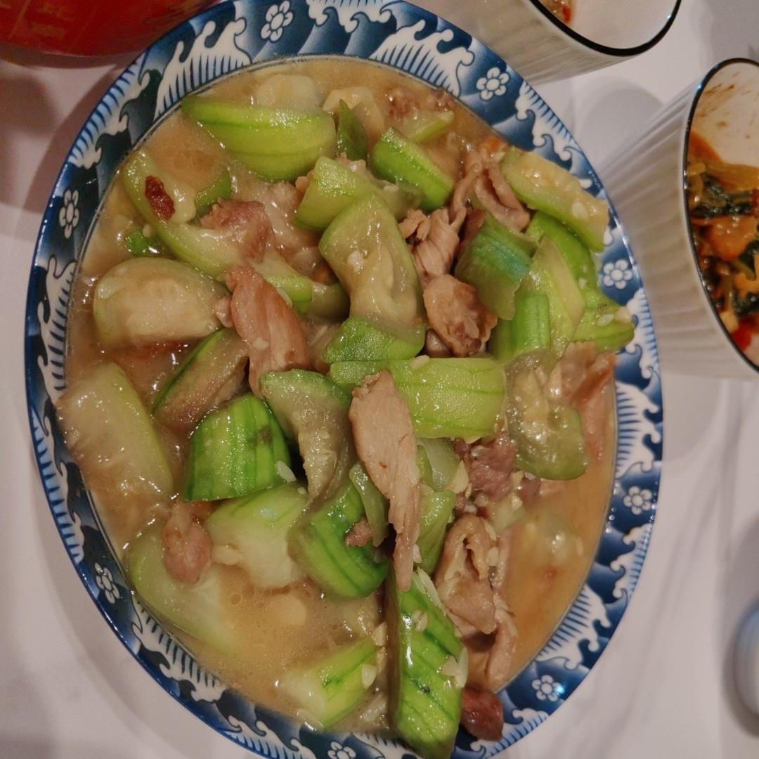 家常丝瓜炒肉