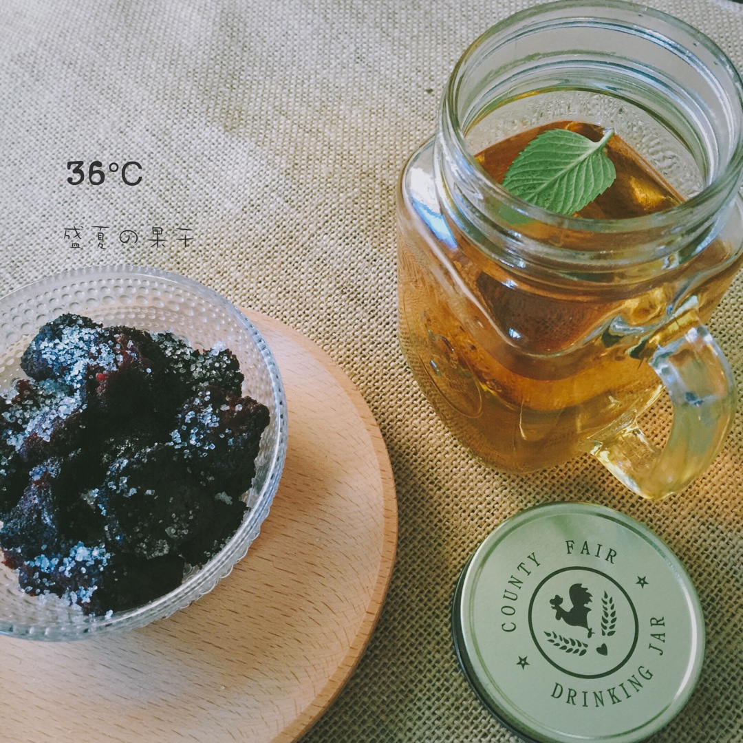 原汁原味的杨梅干