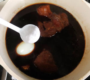 一锅汤里熬出的三合一：酱牛肉、酱牛筋、卤蛋的做法 步骤13