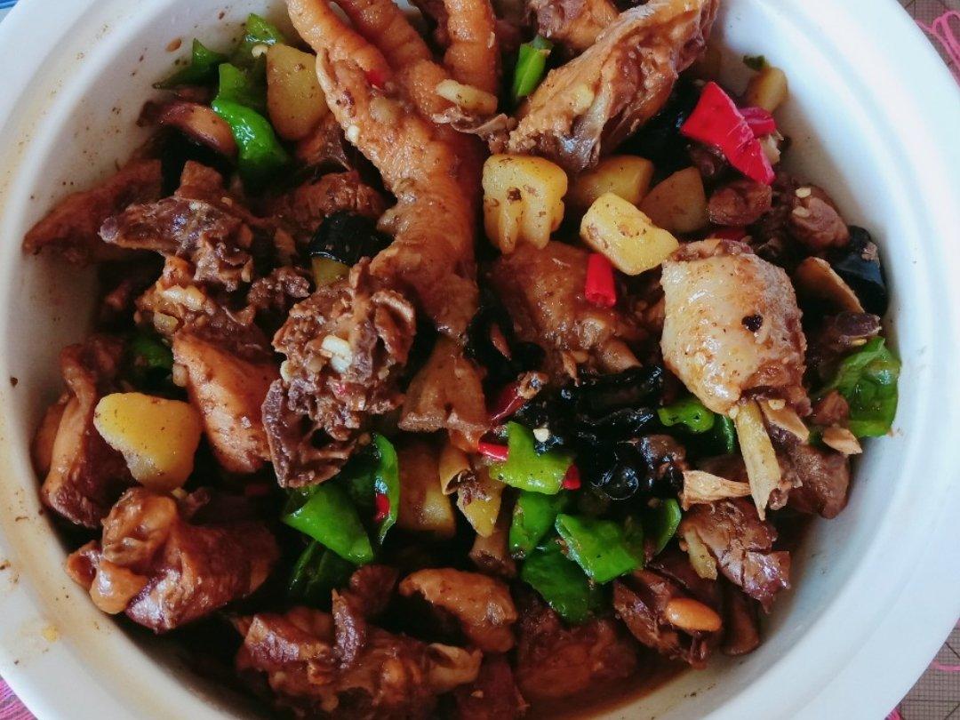 好吃到原地爆炸的黄焖鸡