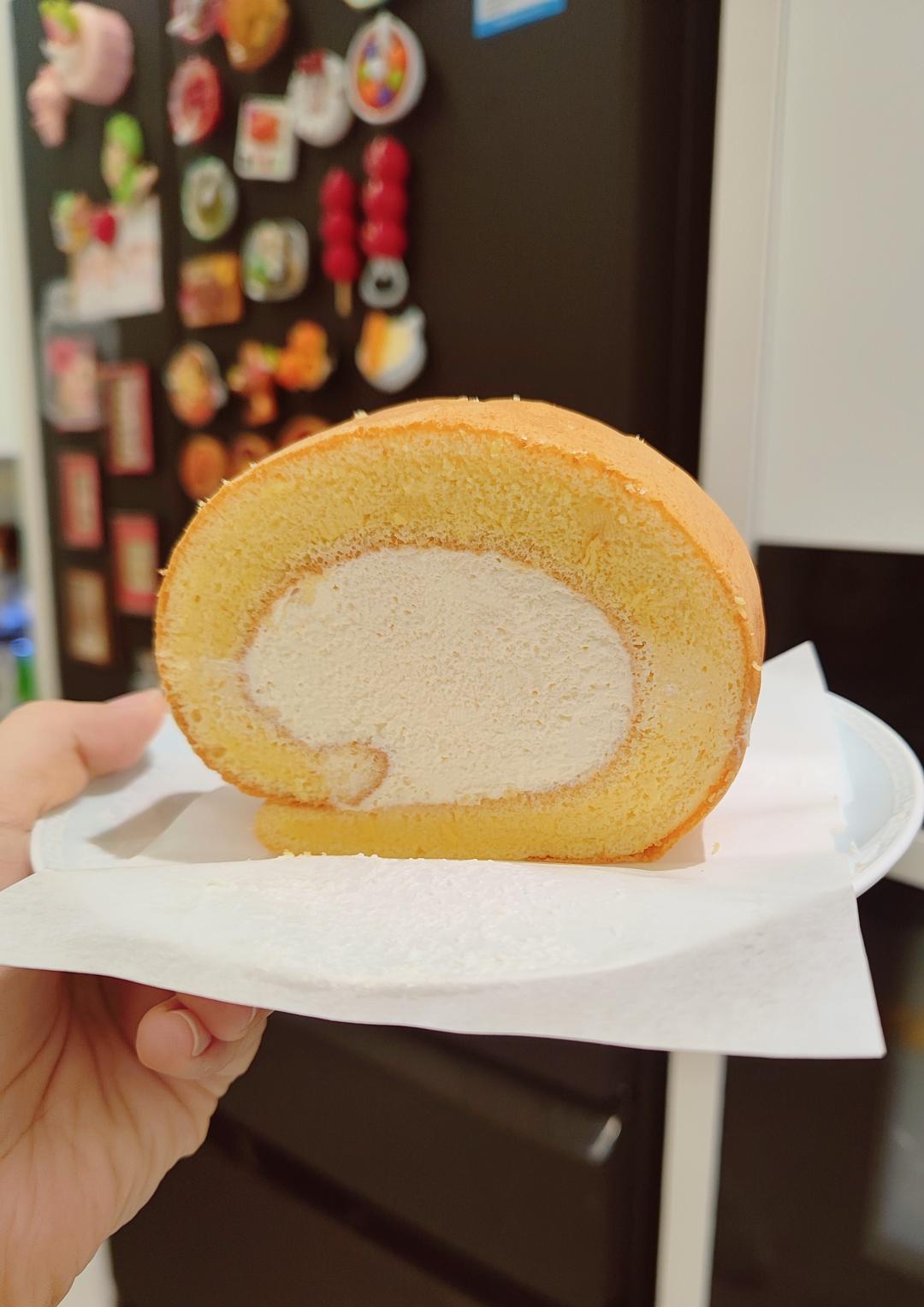 超详细的瑞士卷奶油蛋糕卷原味蛋糕卷的制作方法 饱满不掉皮不开裂（附模具换算方法）