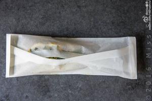纸包烤鱼 x Paper bag fish wish capers, lemon and herbs的做法 步骤14