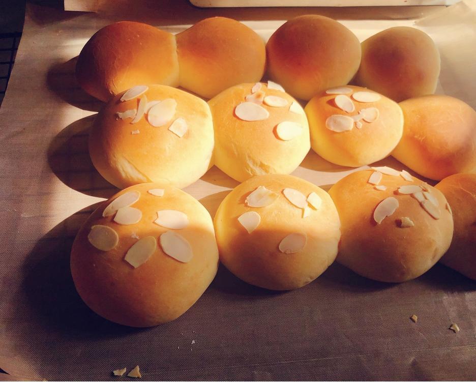 蜂蜜酸奶小餐包