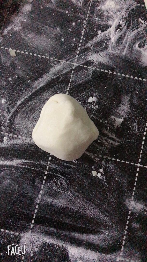 葱油饼（面粉吸水量不一样、水慢慢加）