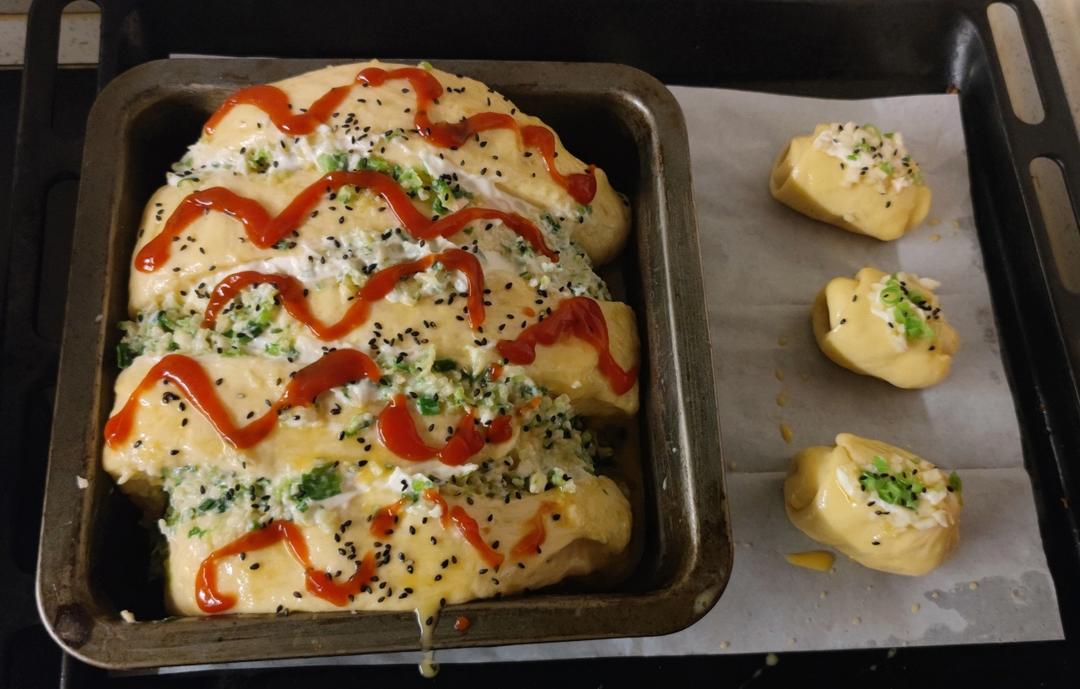 『满屋飘香』脆肠黄油香蒜吐司‼️巨好吃💯