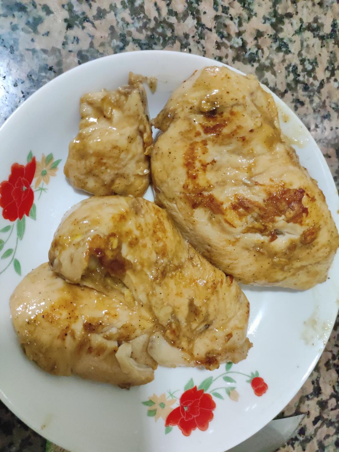 【嫩煎鸡胸肉】
