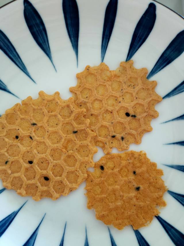 无添加宝宝零食虾片鲜虾饼附加果蔬脆饼