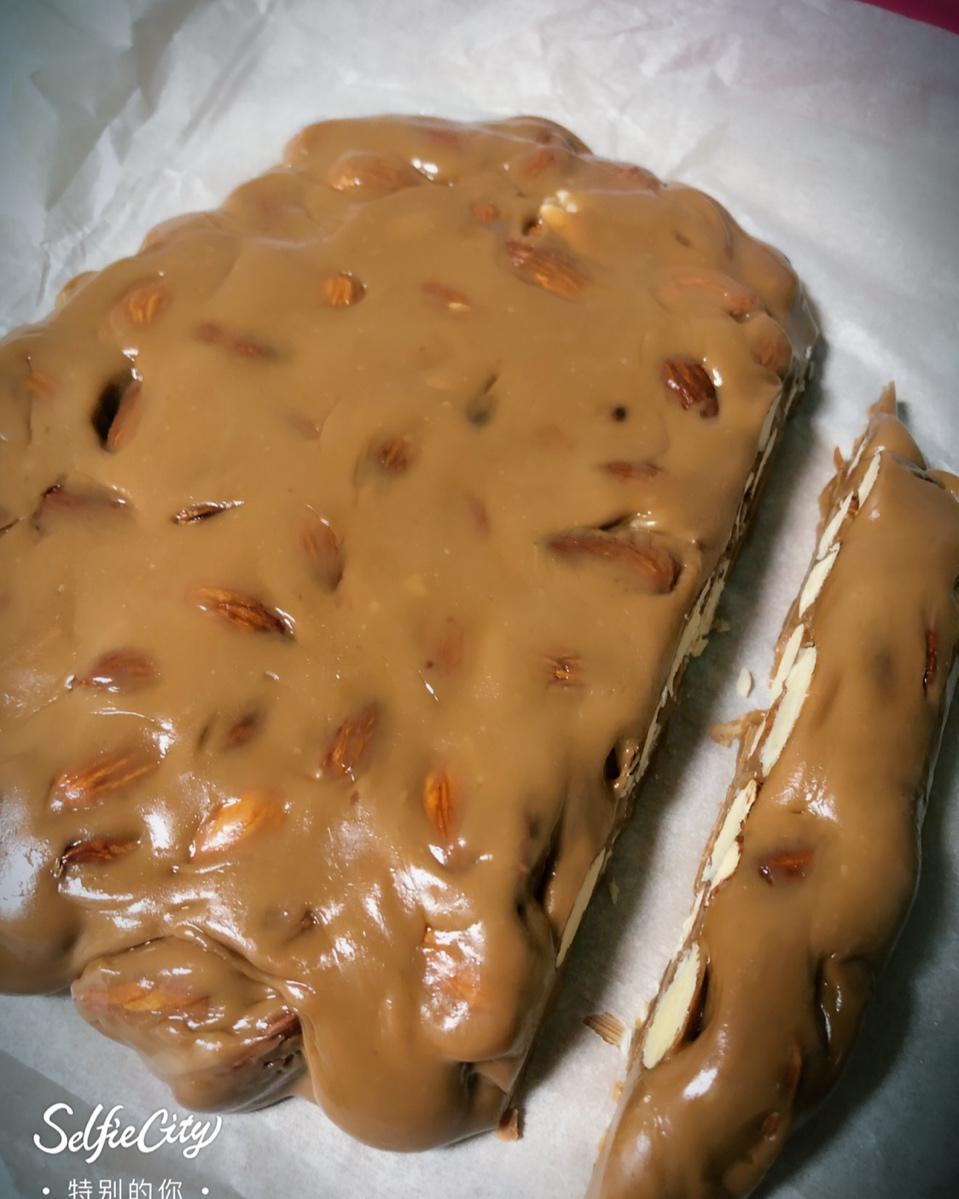 海盐杏仁太妃糖