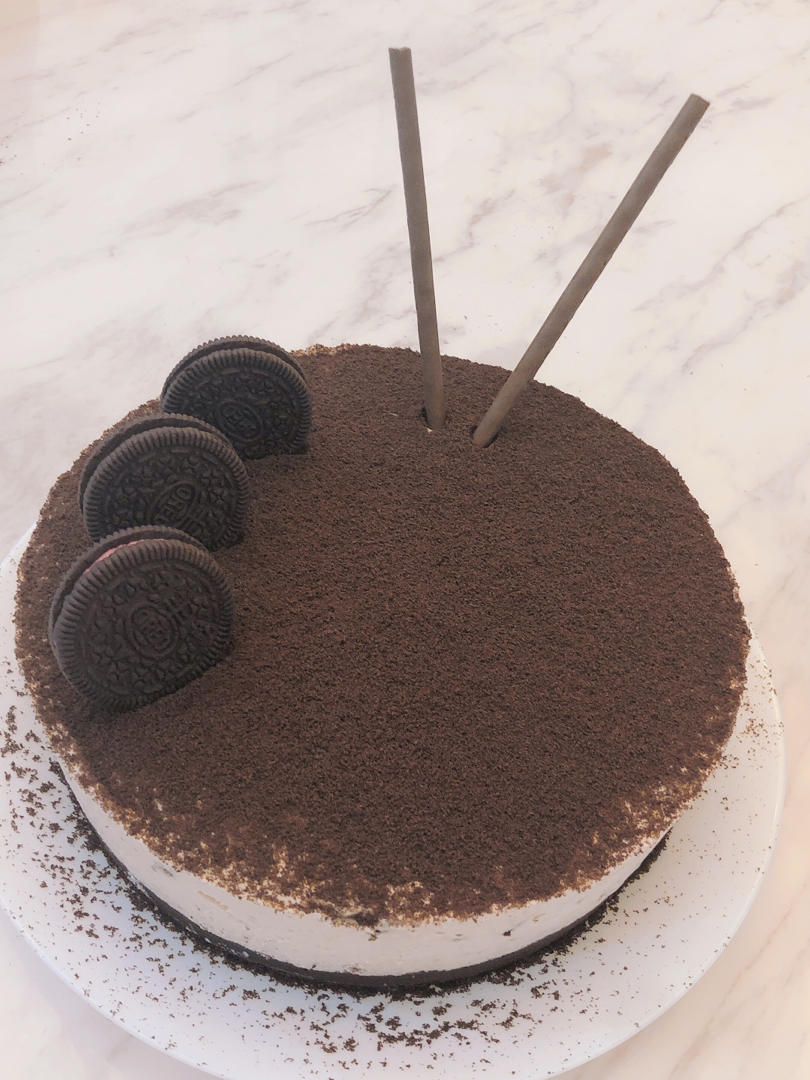 【奥利奥冻芝士蛋糕】拯救新手的免烤美味甜点