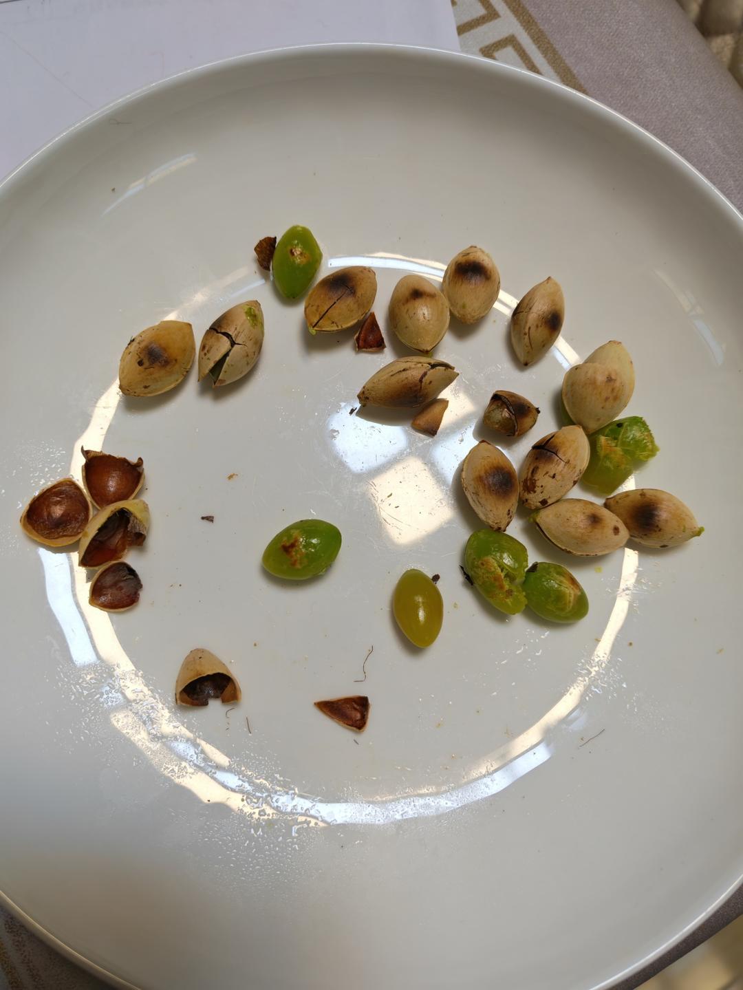盐炒银杏果