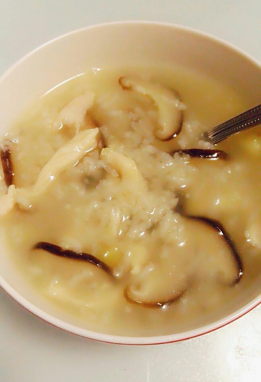 香菇滑鸡粥