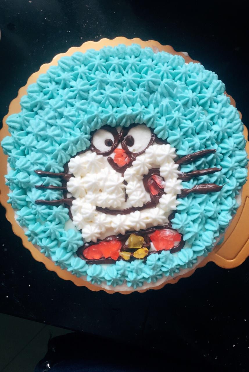 perfect-10做的哆啦a梦蓝胖子卡通裱花蛋糕