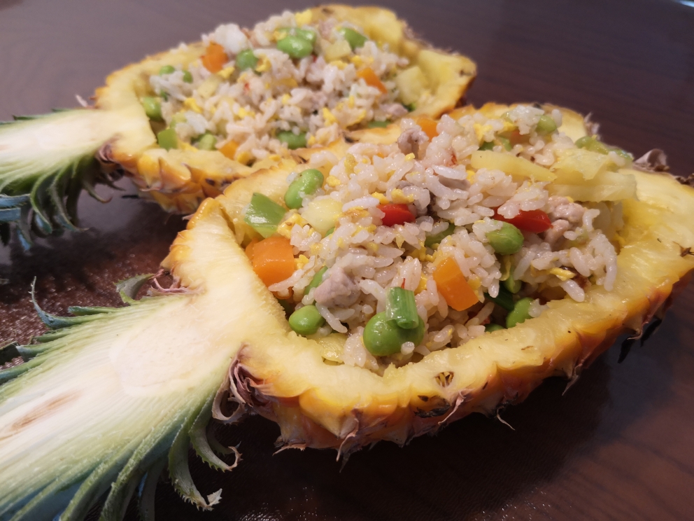 营养美艳的菠萝饭的做法