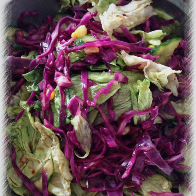 五彩缤纷的美味爽口大拌菜