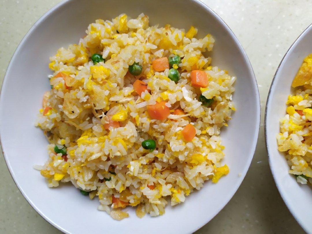 厨师长教你“蛋炒饭”如何做才好吃，答案都在这里面！