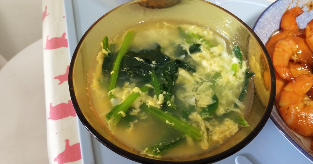 菠菜鸡蛋汤
