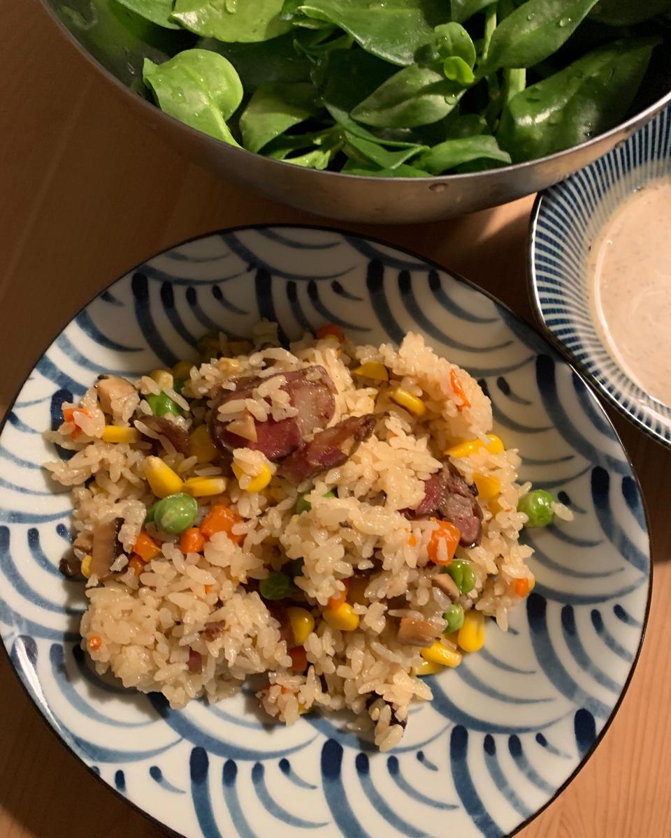 懒人必备～电饭煲腊肠焖饭
