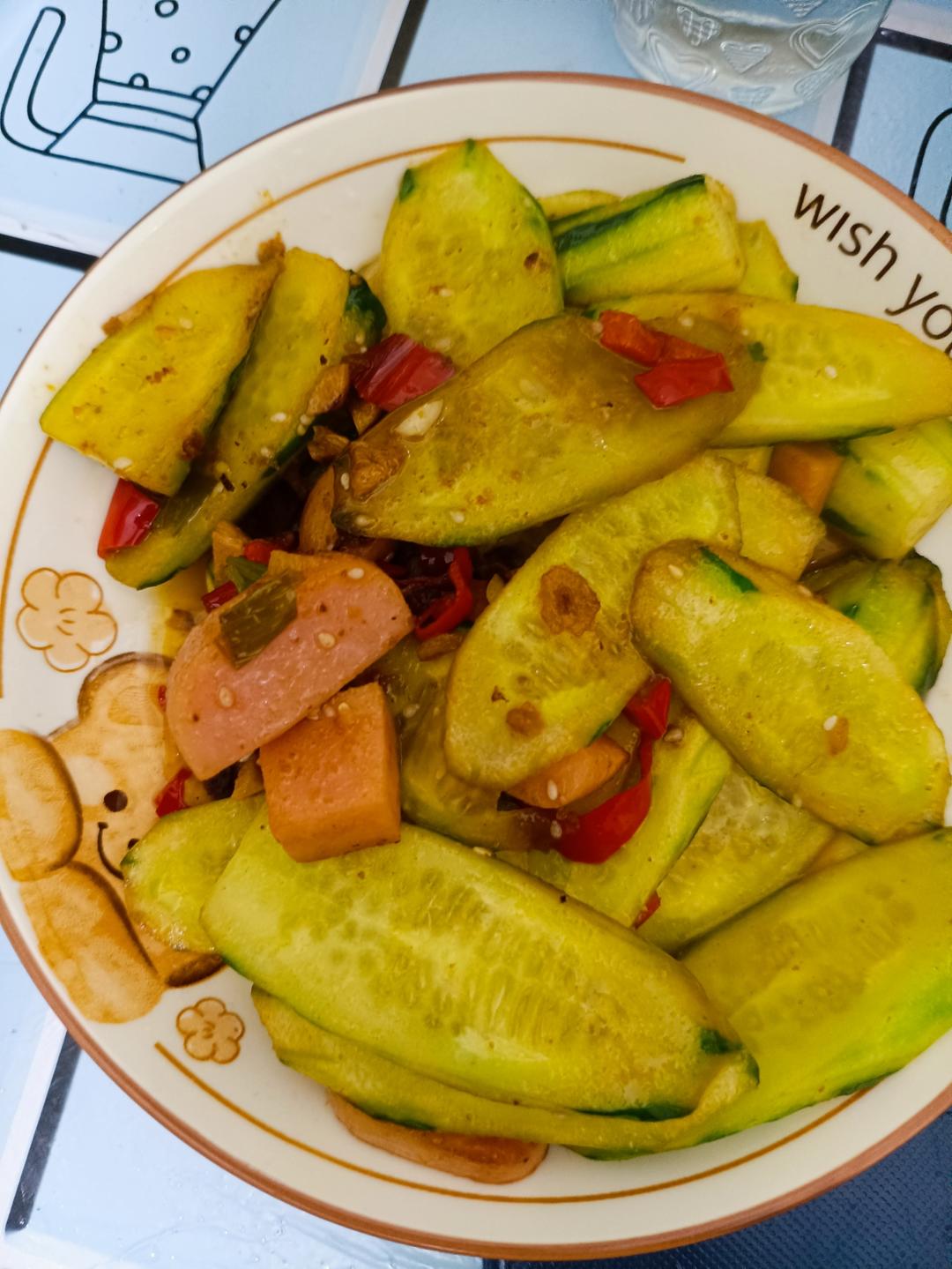 黄瓜炒火腿