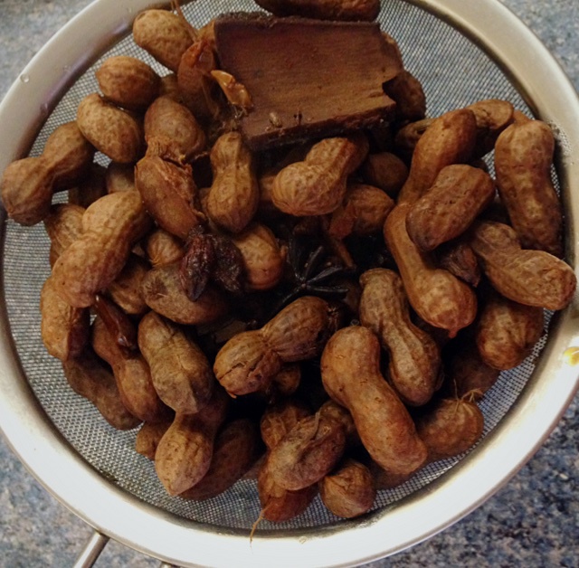 卤煮花生