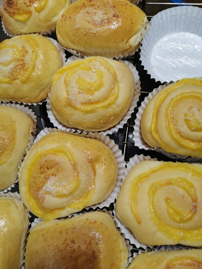 蛋奶酱包进面包里，太美味！【卡仕达面包】