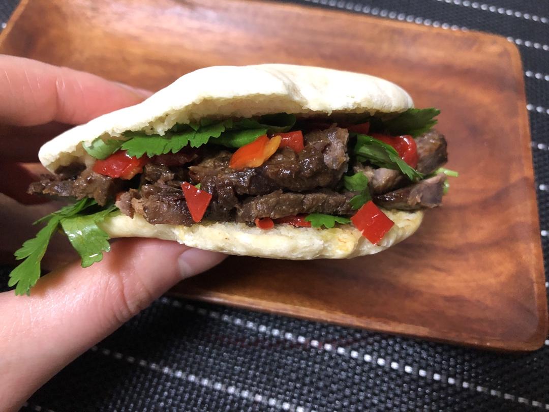 减脂期—全麦牛肉肉夹馍（低热量超解馋）