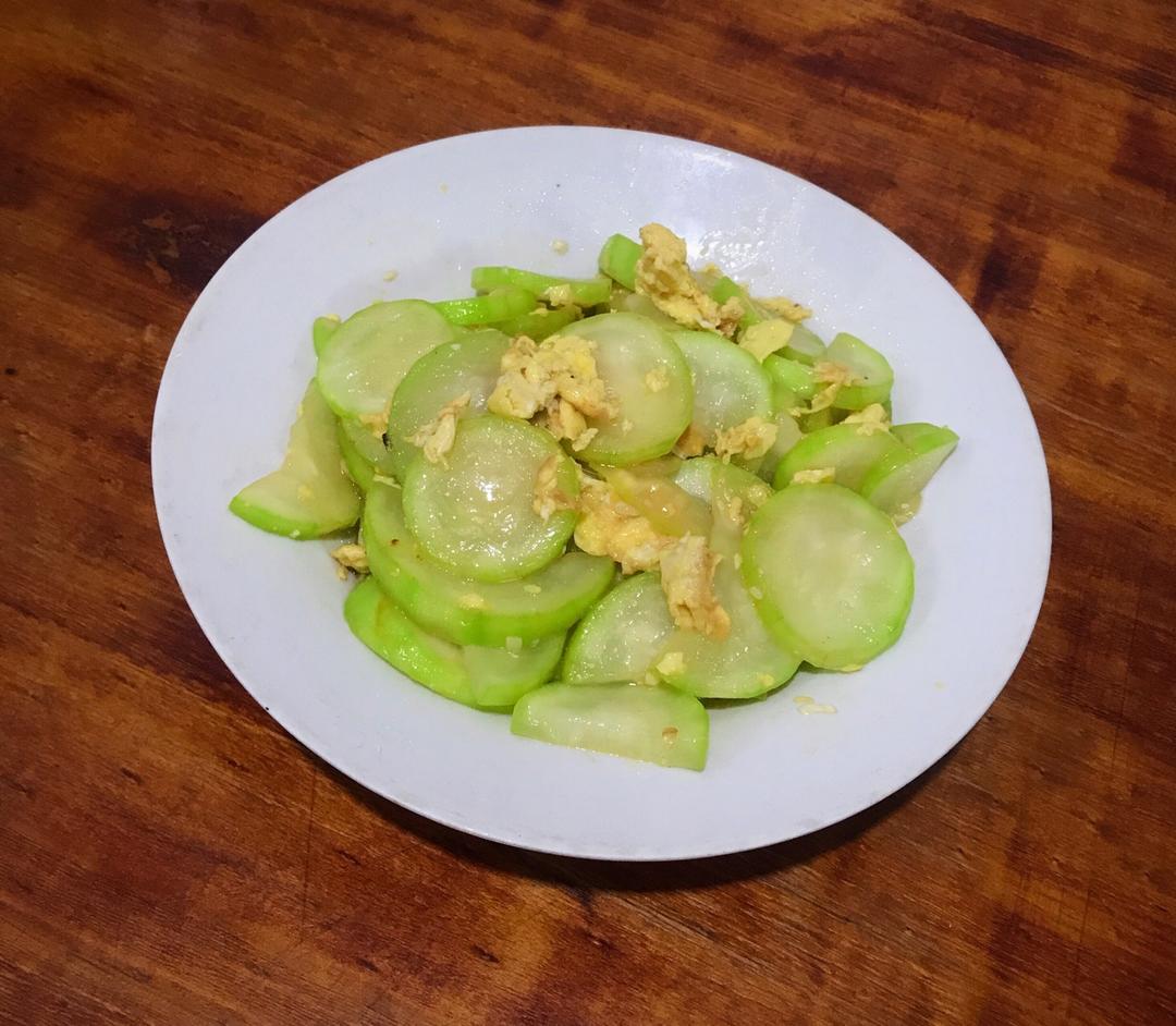 鸡蛋海米炒西葫芦 Dried Shrimp with Zucchini