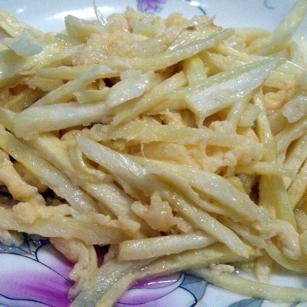 茭白丝炒蛋