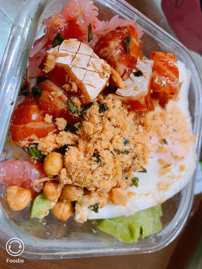 简单调味的健康poke bowl（波奇碗）/夏威夷鱼生饭