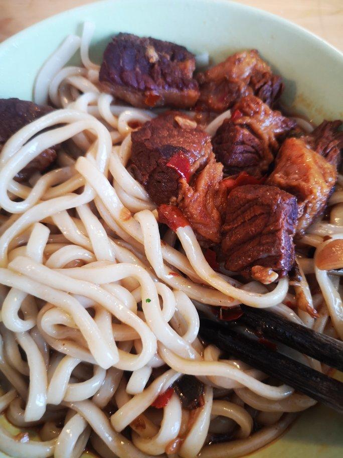 超级无敌好吃的红烧牛肉