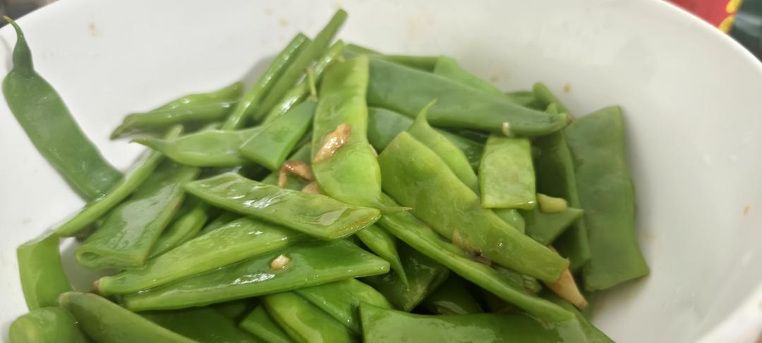 简单清爽快手菜【蒜香刀豆】