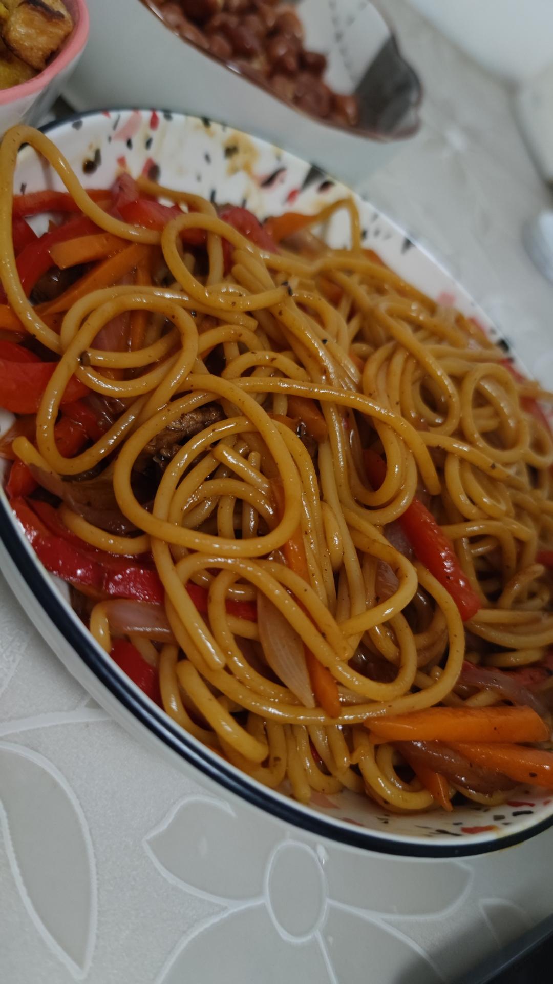 味道不输西餐厅的黑椒牛柳意面