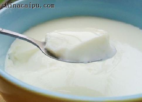 蛋清炖鲜奶的做法