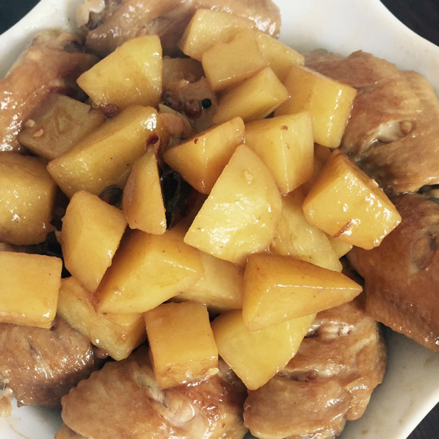 土豆炖鸡翅（快手零失败）