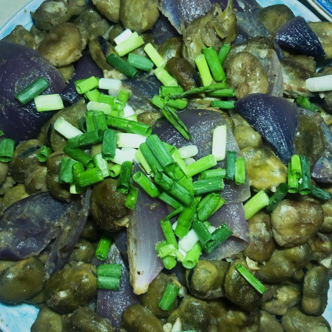 蚕豆煲