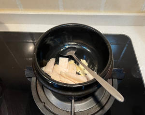 【百合花开】吃一锅都不会胖——韩式豆芽汤的做法 步骤2