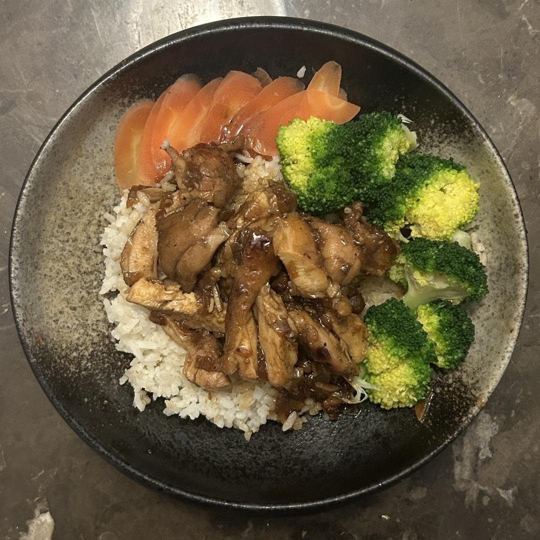 照烧鸡腿饭