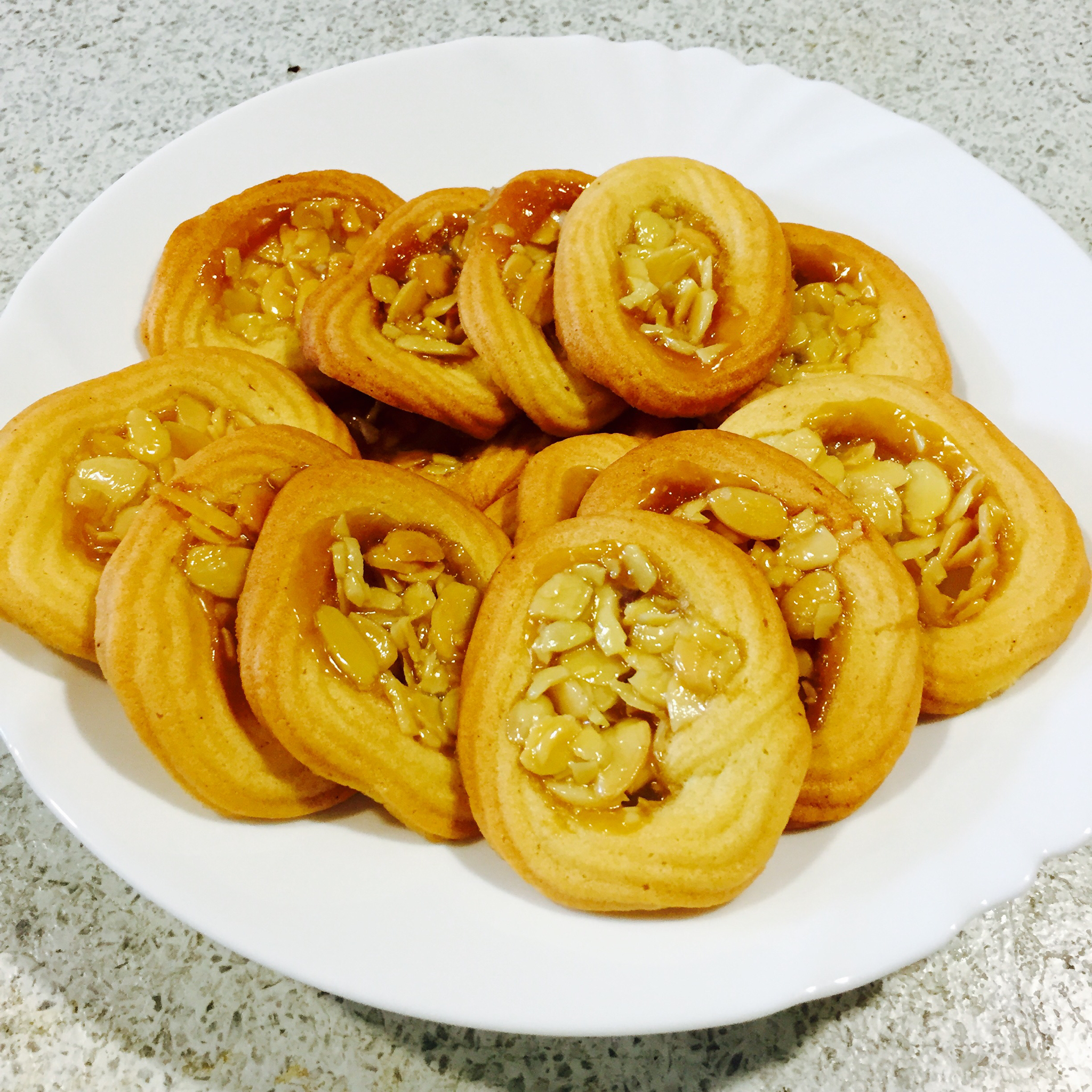 香香脆脆的——罗马盾牌饼干（视频菜谱）