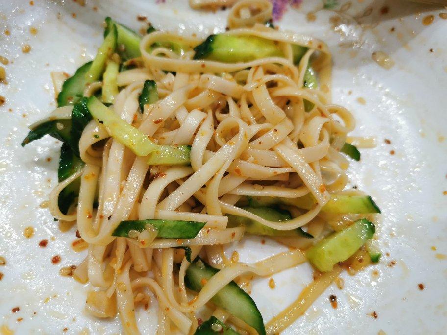 巨好吃㊙️酸辣凉拌面❗️十分钟搞定，简单快手❗️