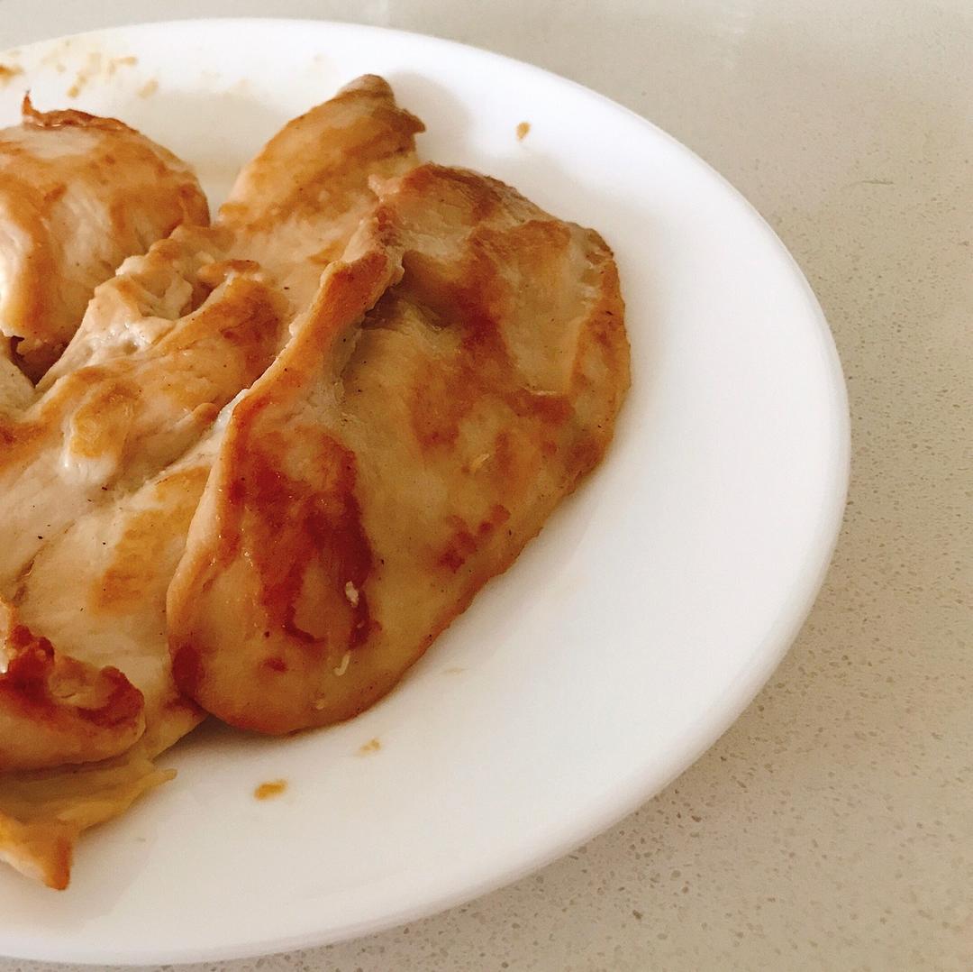 蚝油煎鸡胸肉（真的只要腌了就炒鸡嫩！（新增微波式